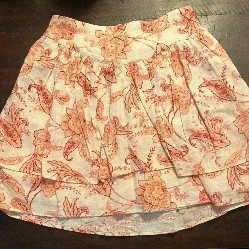 NWT- Express skirt